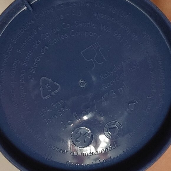 FUN STARBUCKS To Go Drink Cup Colour Changing CANDY CANE Plastic 16 fl oz 473oz. - Picture 3 of 6